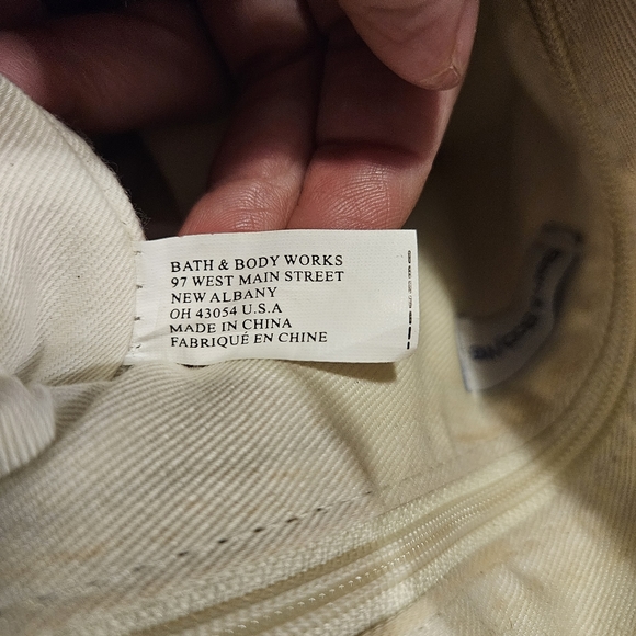 Bath & Body Works expandable tote bag - Picture 3 of 9